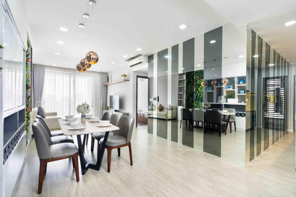 The Tresor Building - 3br High Fl - Hana 23 * Ho Chi Minh City