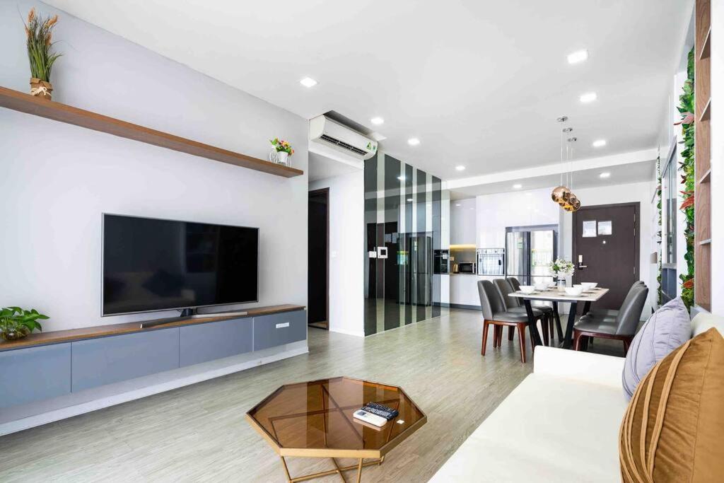 The Tresor Building - 3br High Fl - Hana 23 *